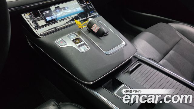 Hyundai Grandeur (IG) 2.5 Premium 2023 — фото 9