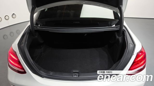 Mercedes-Benz E-Class (W213) E200 Avantgarde 2018 — фото 17