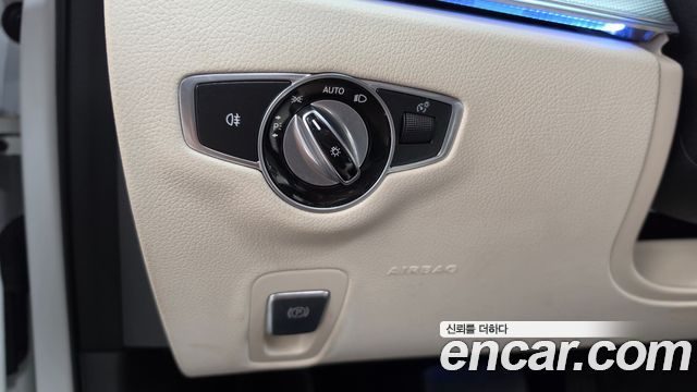 Mercedes-Benz E-Class (W213) E200 Avantgarde 2018 — фото 20