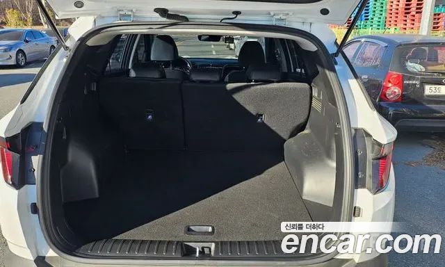 Hyundai Tucson (NX4) Gasoline 1.6 Turbo 2WD Premium 2023 — фото 8