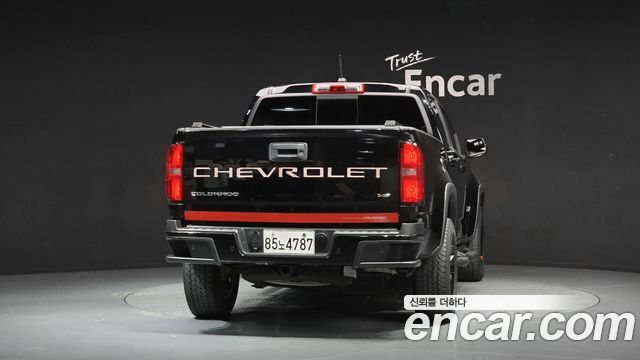 Chevrolet Real New Colorado 3.6 Z71-X Midnight 4WD 2021 — фото 4