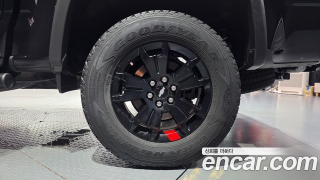 Chevrolet Real New Colorado 3.6 Z71-X Midnight 4WD 2021 — фото 21