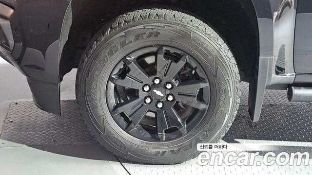 Chevrolet Real New Colorado 3.6 Z71-X Midnight 4WD 2022 — фото 5