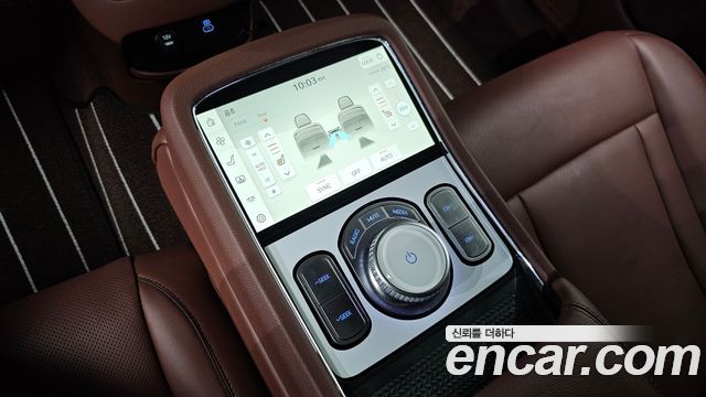 Genesis G90 (RS4) Gasoline 3.5 Turbo AWD 2023 — фото 17