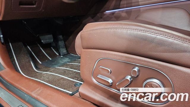 Genesis G90 (RS4) Gasoline 3.5 Turbo AWD 2023 — фото 31