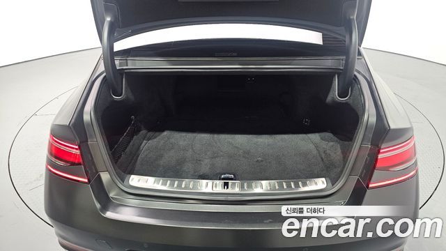 Genesis G90 (RS4) Gasoline 3.5 Turbo e-S/C AWD 2023 — фото 18