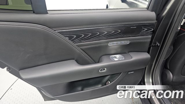 Genesis G90 (RS4) Gasoline 3.5 Turbo e-S/C AWD 2023 — фото 25