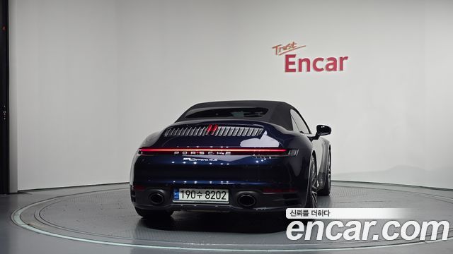Porsche 911 (992) Carrera 4S Cabriolet 2021 — фото 4