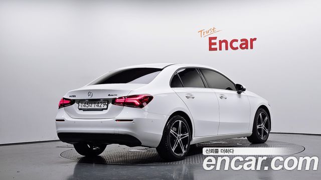Mercedes-Benz A-Class (W177) A250 4MATIC Sedan 2020 — фото 2