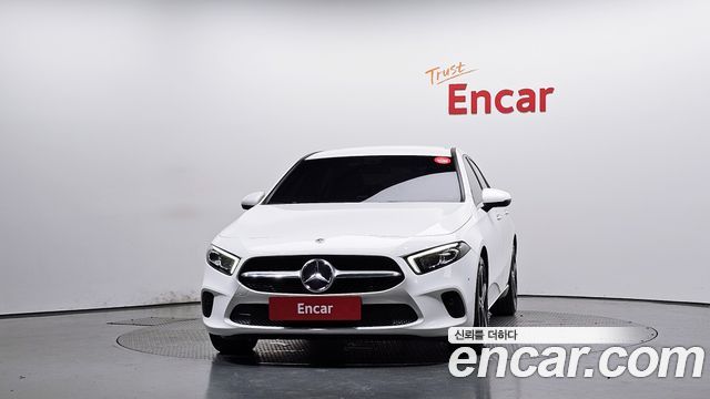 Mercedes-Benz A-Class (W177) A250 4MATIC Sedan 2020 — фото 3