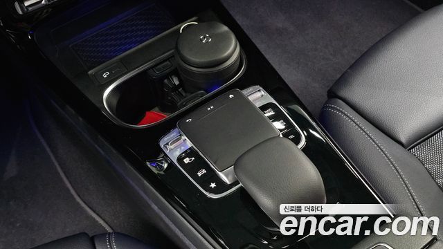 Mercedes-Benz A-Class (W177) A250 4MATIC Sedan 2020 — фото 20
