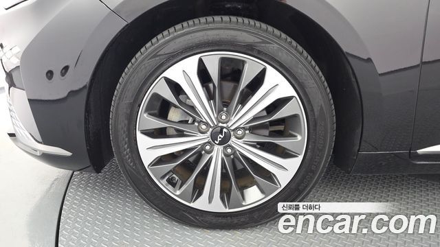 Kia K8 Hybrid Noblesse 2022 — фото 5