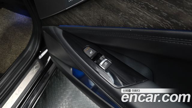Kia K8 Hybrid Noblesse 2022 — фото 18