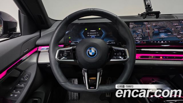 BMW 5 Series (G60) 530e M Sport 2025 — фото 13