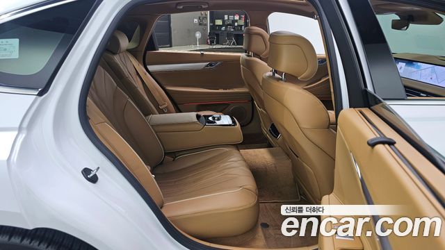 Genesis G80 (RG3) Gasoline 2.5 Turbo AWD 2025 — фото 11