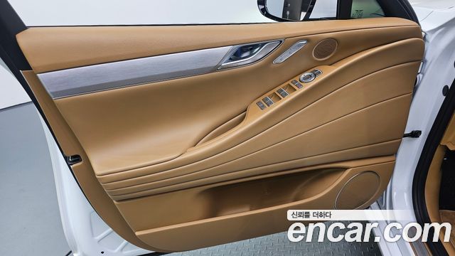 Genesis G80 (RG3) Gasoline 2.5 Turbo AWD 2025 — фото 24