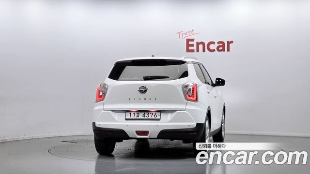 KG Mobility (SsangYong) Tivoli LX 2WD DLX 2015 — фото 4