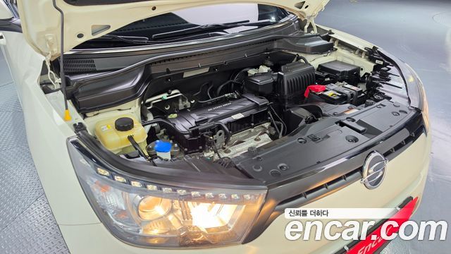 KG Mobility (SsangYong) Tivoli LX 2WD DLX 2015 — фото 6