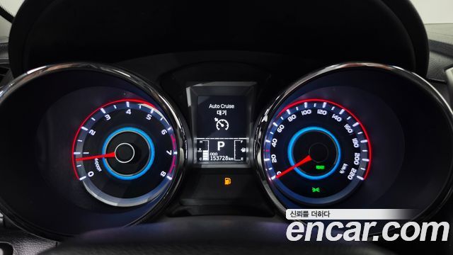 KG Mobility (SsangYong) Tivoli LX 2WD DLX 2015 — фото 8
