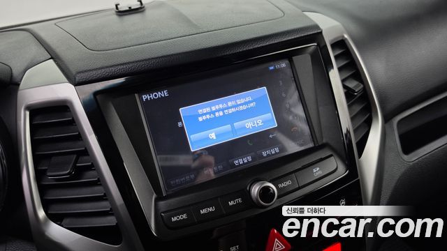 KG Mobility (SsangYong) Tivoli LX 2WD DLX 2015 — фото 19