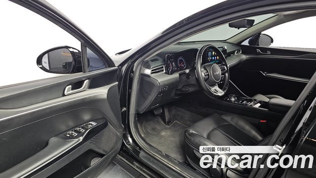Kia K5 (III) 2.0 Trendy 2023 — фото 10