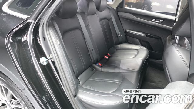 Kia K5 (III) 2.0 Trendy 2023 — фото 11