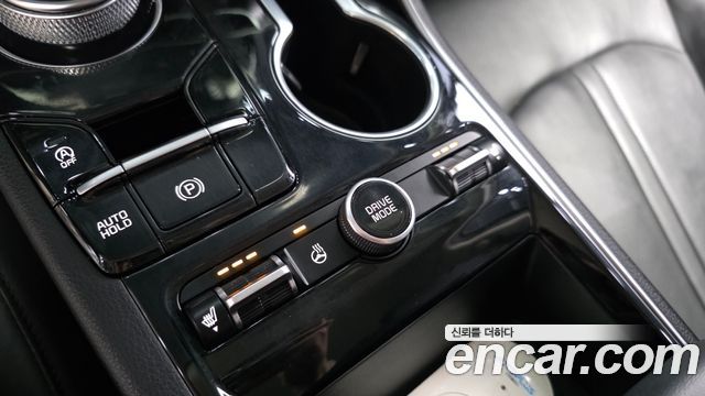 Kia K5 (III) 2.0 Trendy 2023 — фото 17
