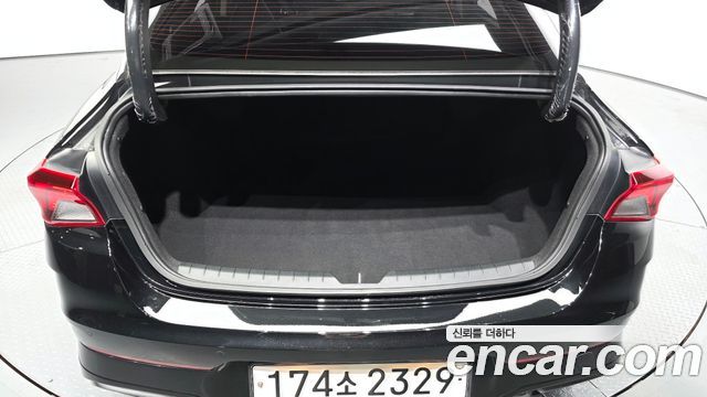 Kia K5 (III) 2.0 Trendy 2023 — фото 30