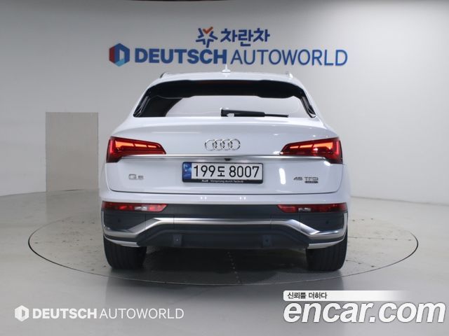 Audi Q5 (FY) 45 TFSI Quattro Sportback Premium 2022 — фото 4