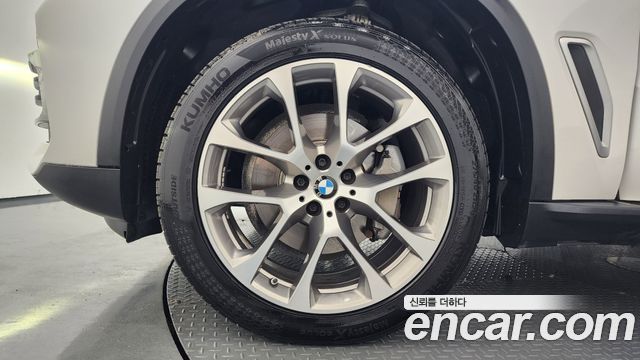 BMW X5 (G05) xDrive 30d xLine 2020 — фото 5