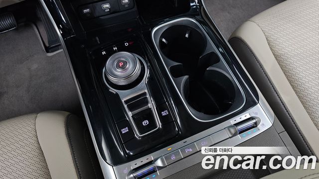 Kia Carnival (IV) Gasoline 9-Seater Signature 2023 — фото 9