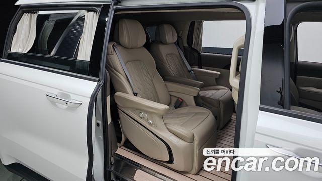 Kia Carnival (IV) Gasoline 9-Seater Signature 2023 — фото 12