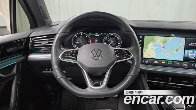 Volkswagen Touareg (III) 3.0 TDI R-Line 2023 — фото 14