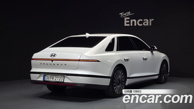 Hyundai Grandeur (GN7) 2,5 Gasoline 2WD Honors 2026 — фото 2