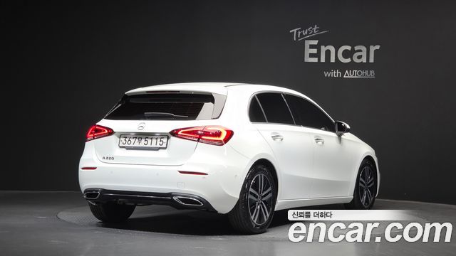 Mercedes-Benz A-Class (W177) A220 Hatchback 2022 — фото 2