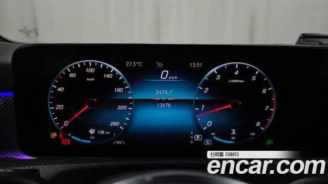 Mercedes-Benz A-Class (W177) A220 Hatchback 2022 — фото 8