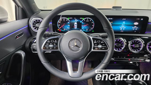 Mercedes-Benz A-Class (W177) A220 Hatchback 2022 — фото 14