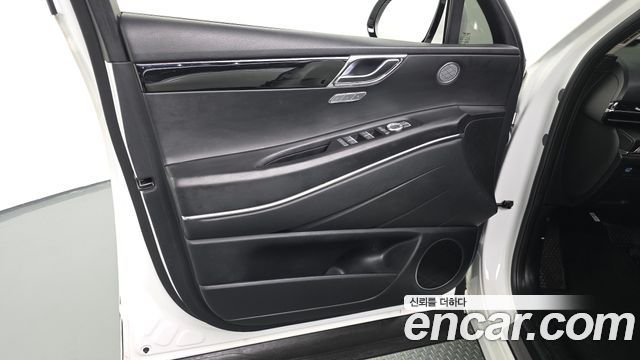 Genesis GV80 2.5T Gasoline 2WD 2024 — фото 24