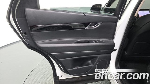 Genesis GV80 2.5T Gasoline 2WD 2024 — фото 25