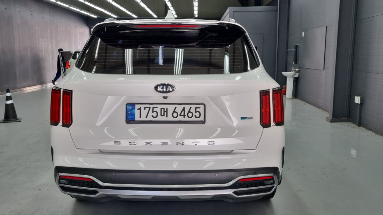 Kia Sorento (IV) HEV 1.6 2WD Signature 2021 — фото 4