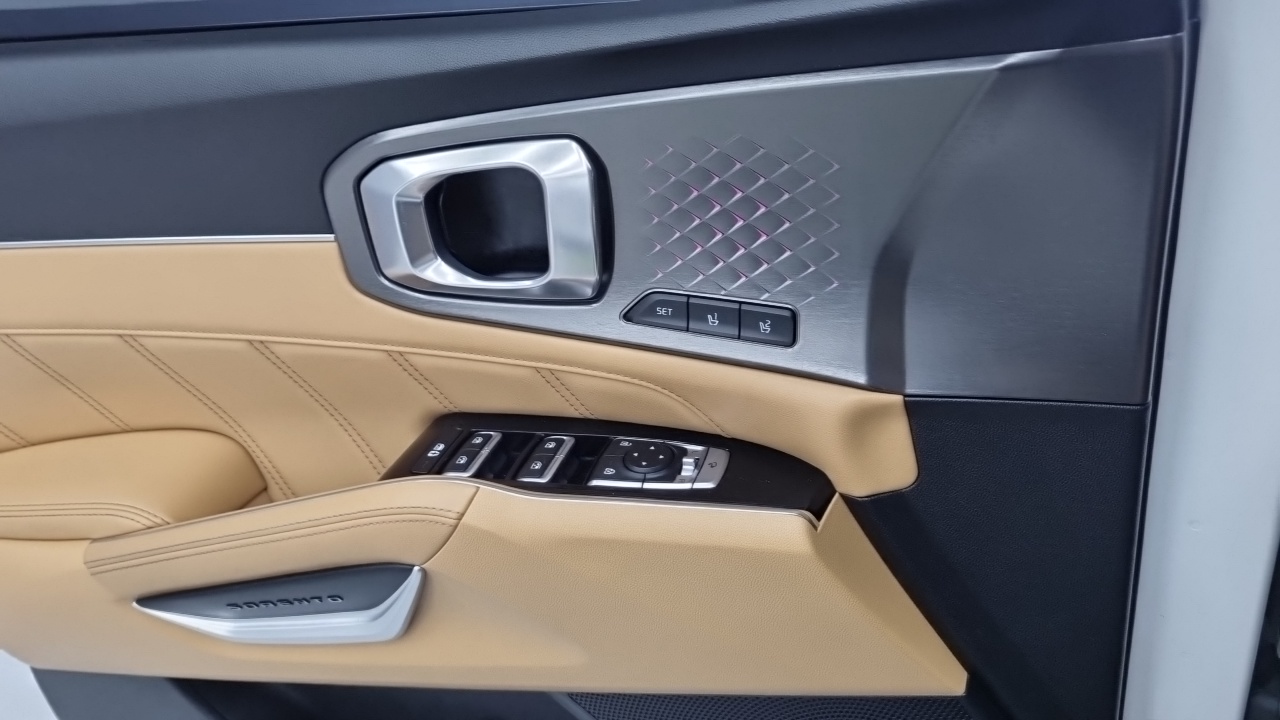Kia Sorento (IV) HEV 1.6 2WD Signature 2021 — фото 19