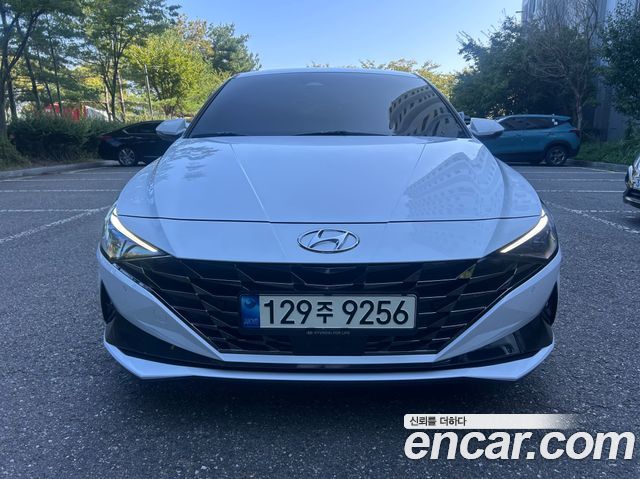 Hyundai Avante (CN7) 1.6 Inspiration 2022 — фото 1