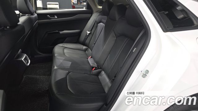 Kia K5 (III) 2.0 LPi(Rent) Trendy 2024 — фото 26
