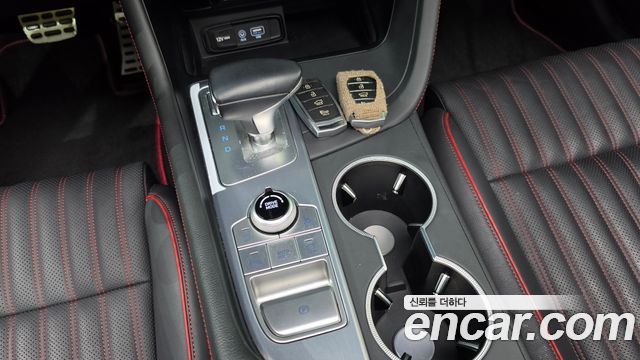 Genesis G70 2.0T Sport Package 2019 — фото 9