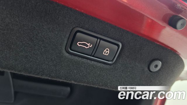 Genesis G70 2.0T Sport Package 2019 — фото 16