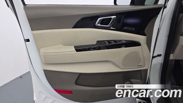 Kia Carnival (IV) Gasoline 7-Seater Signature 2023 — фото 24