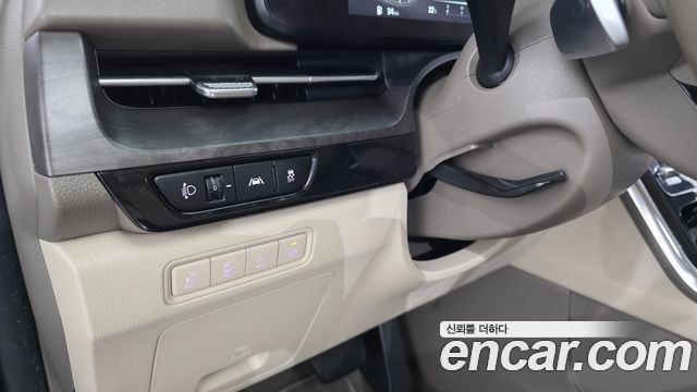 Kia Carnival (IV) Gasoline 7-Seater Signature 2023 — фото 29