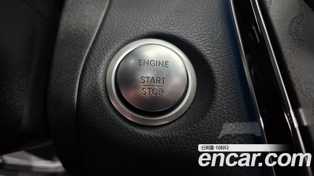 Mercedes-Benz C-Class (W205) C200 4MATIC AMG Line 2018 — фото 28