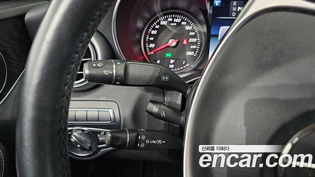 Mercedes-Benz C-Class (W205) C200 4MATIC AMG Line 2018 — фото 35