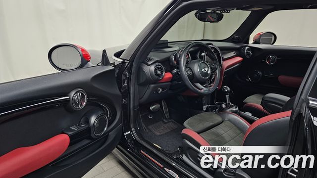 MINI Cooper S JCW 3rd Generation 2017 — фото 10